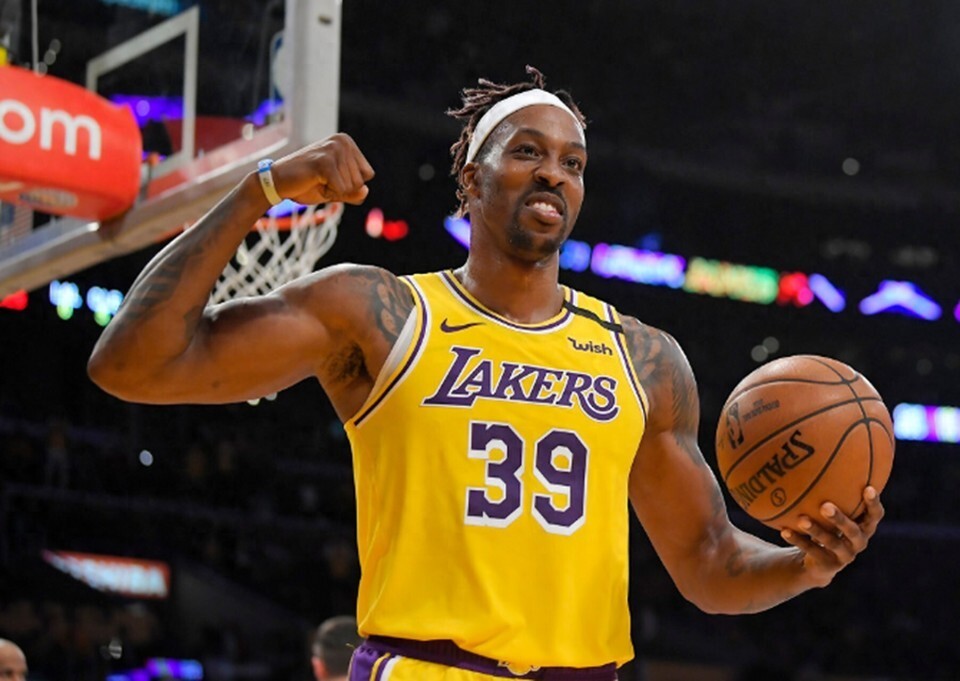 面對來自英 面對來自英